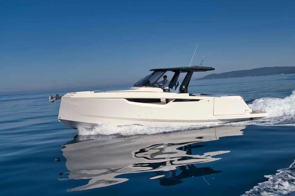 BoatPhoto.coverAlt