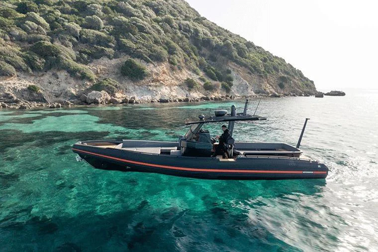 BoatPhoto.coverAlt