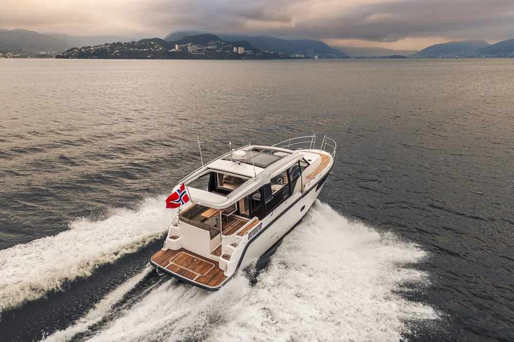 BoatPhoto.alt