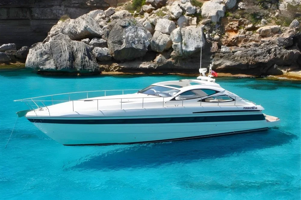 BoatPhoto.coverAlt