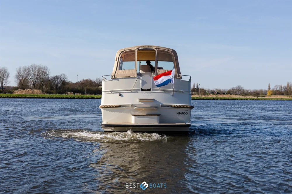 BoatPhoto.alt