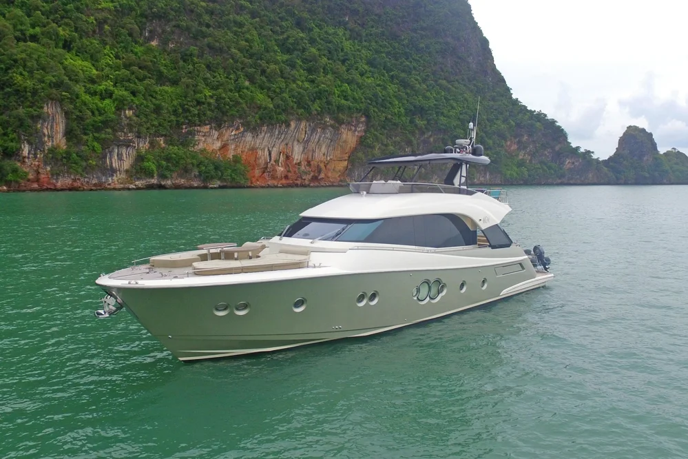 BoatPhoto.alt