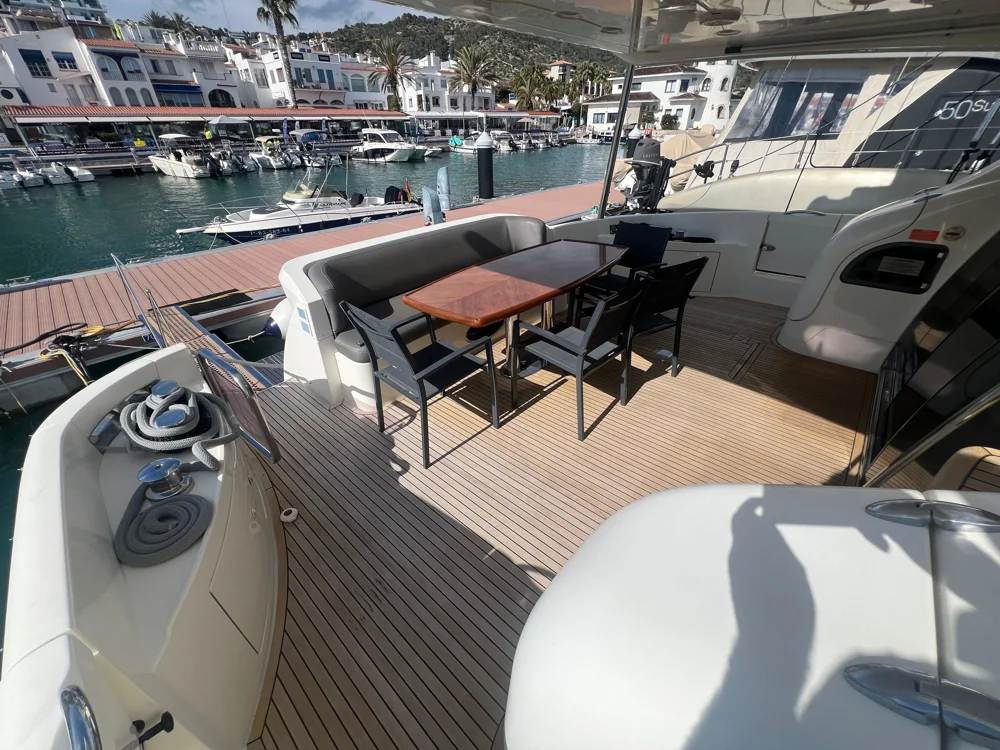2007 Azimut 68E for sale in Sitges, Spain, photo 4 of 5