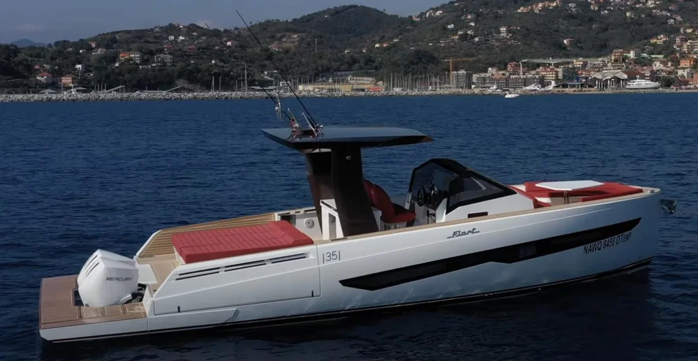 BoatPhoto.coverAlt