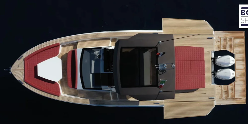 BoatPhoto.alt