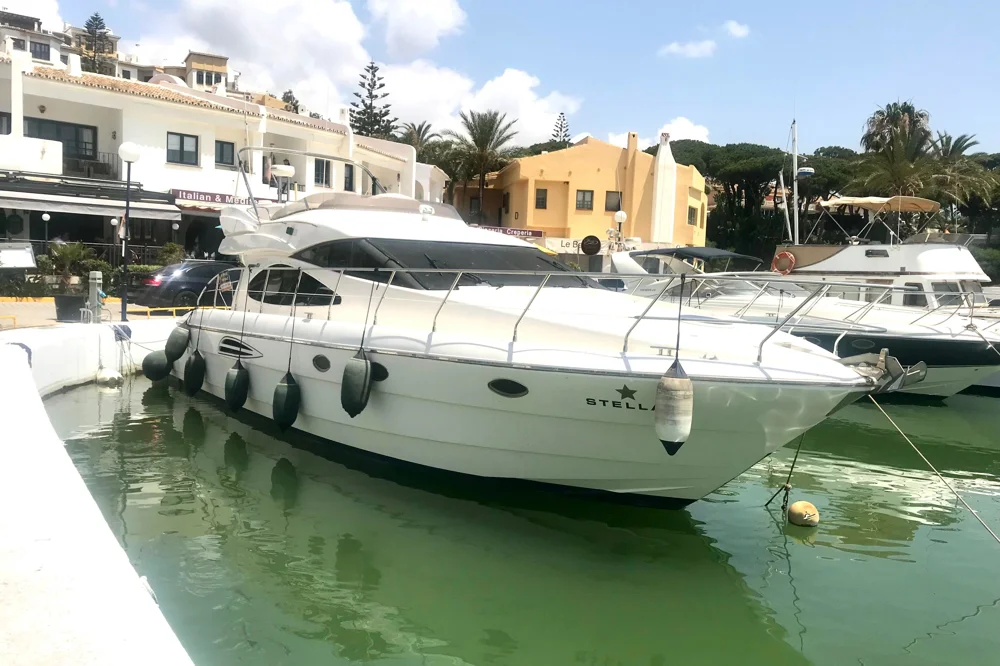 BoatPhoto.alt