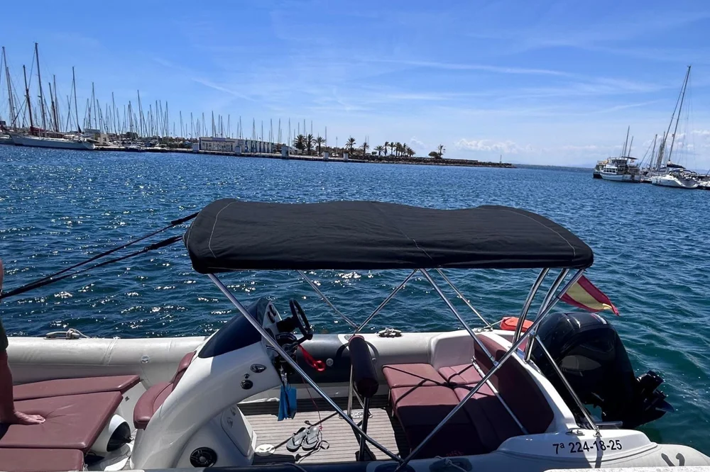 BoatPhoto.alt