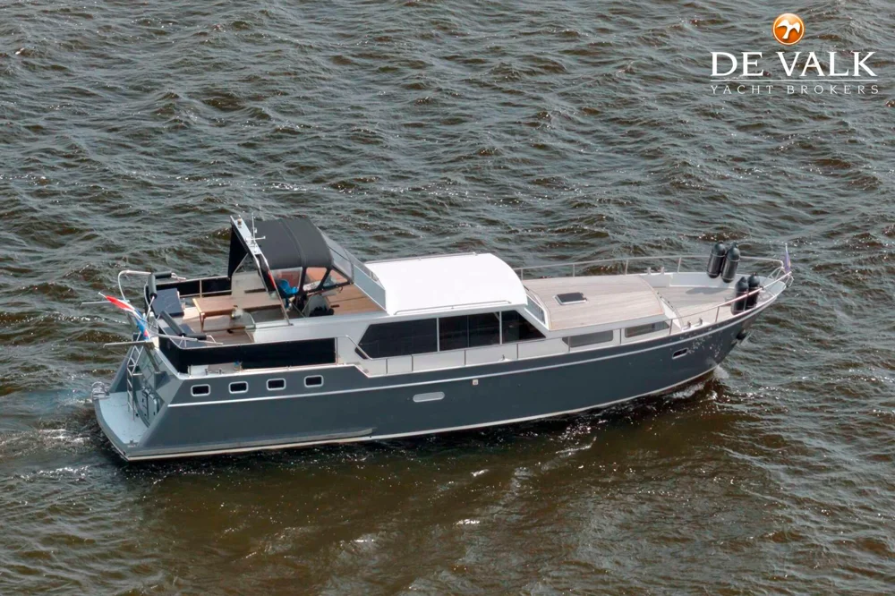 BoatPhoto.coverAlt