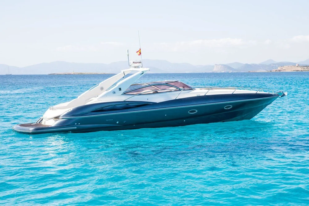 BoatPhoto.coverAlt