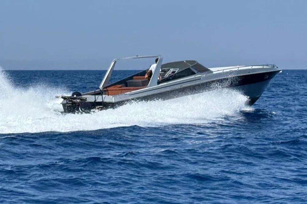 BoatPhoto.coverAlt