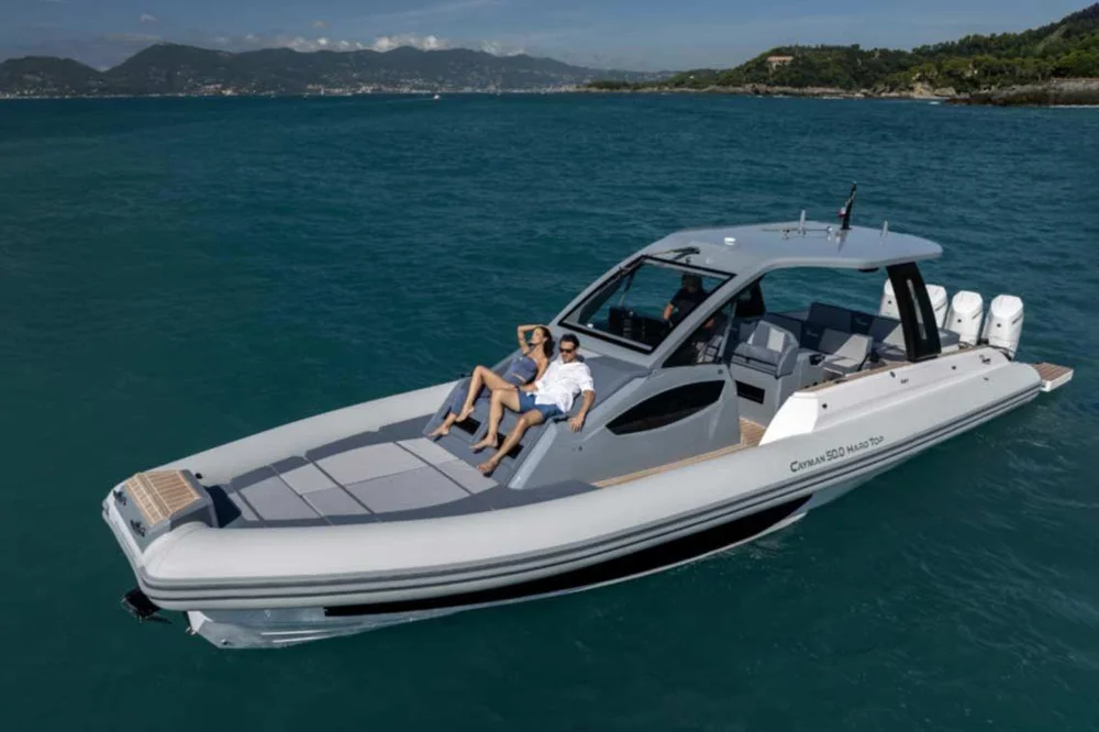 BoatPhoto.coverAlt