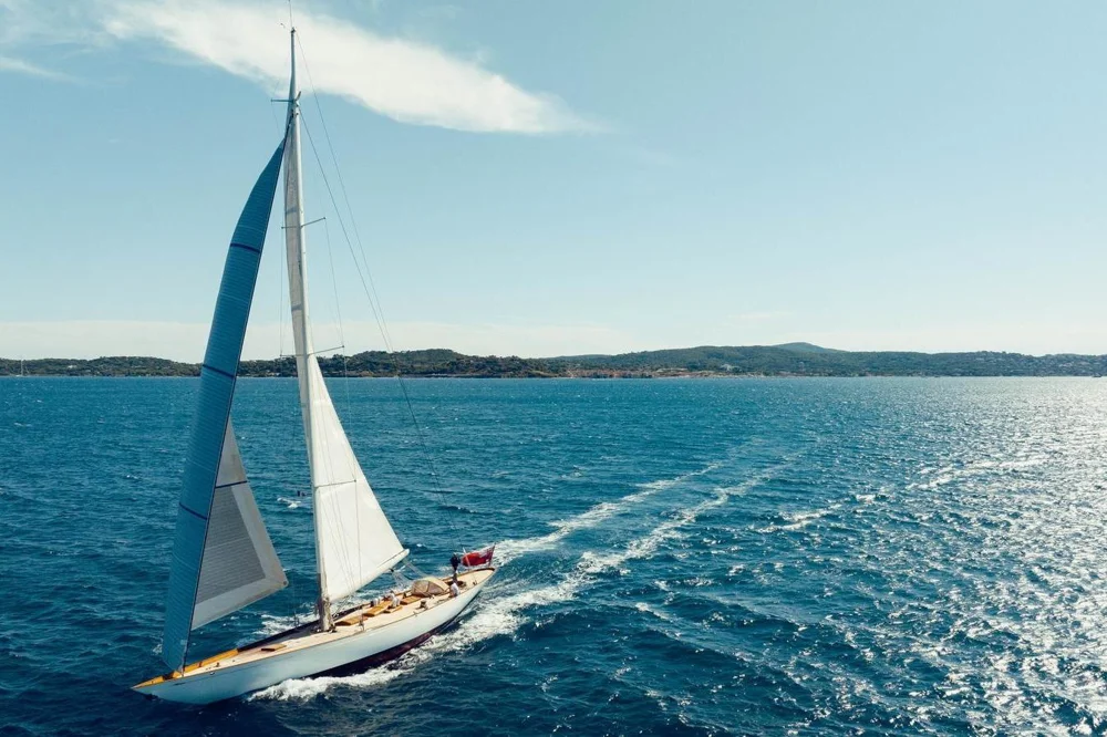 BoatPhoto.coverAlt