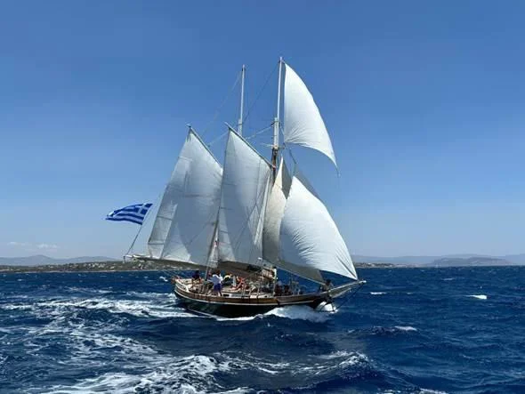 BoatPhoto.coverAlt