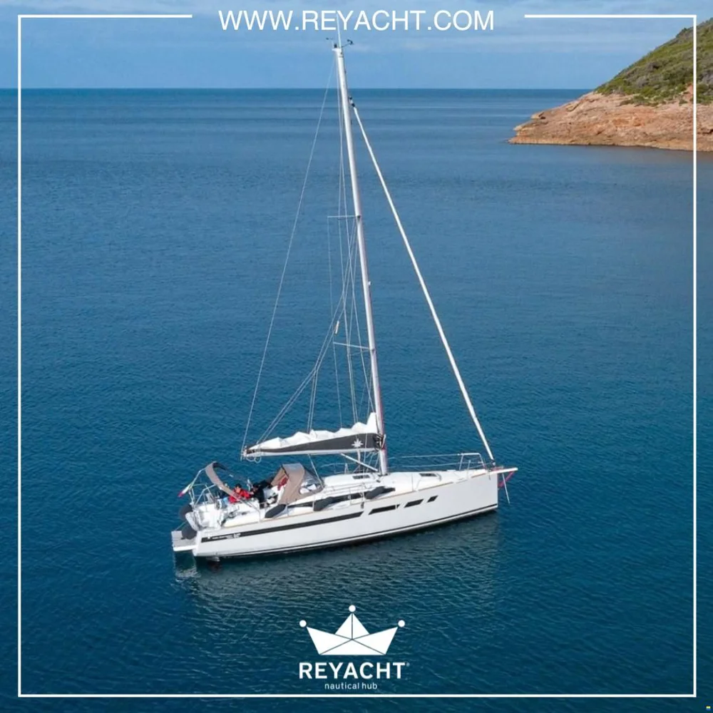 BoatPhoto.coverAlt