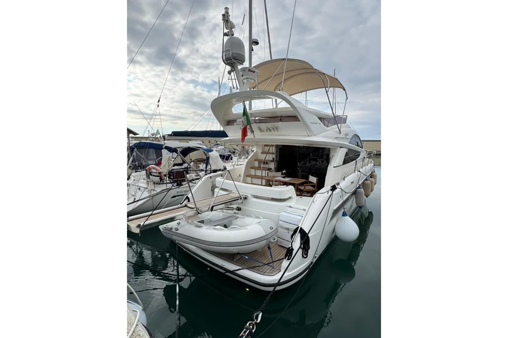 BoatPhoto.alt