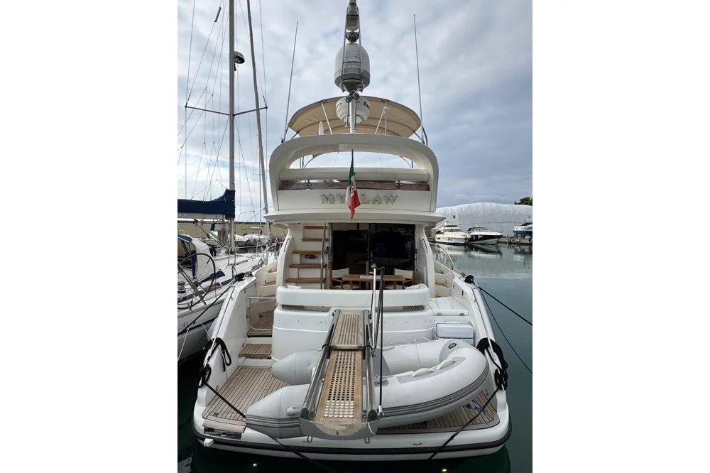 BoatPhoto.alt