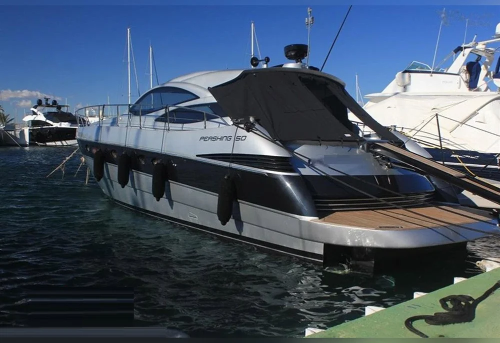 BoatPhoto.coverAlt