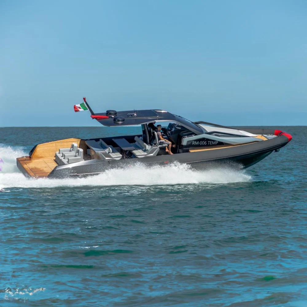 BoatPhoto.coverAlt