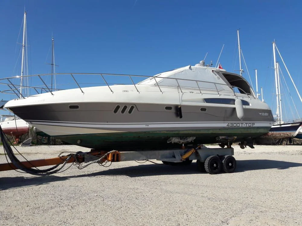 BoatPhoto.coverAlt