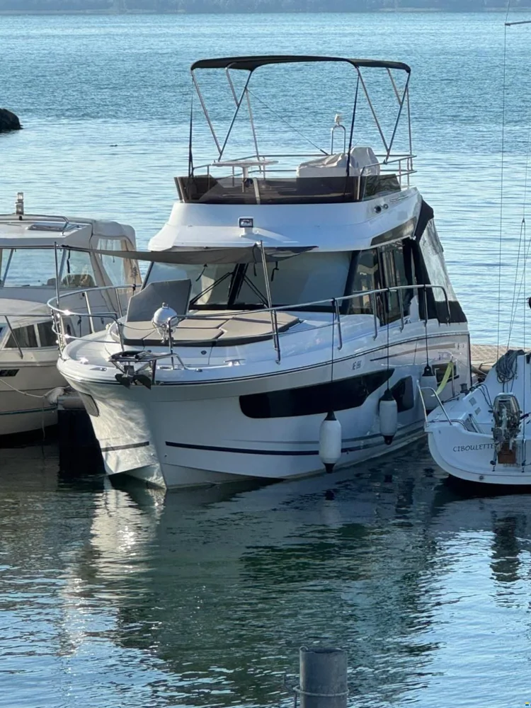 BoatPhoto.coverAlt