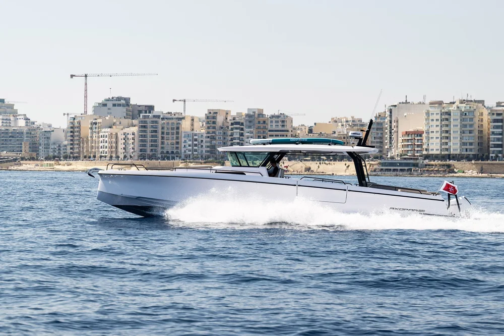 2025 Axopar 45 Cross Top for sale in San Ġiljan, Malta, photo 2 of 5