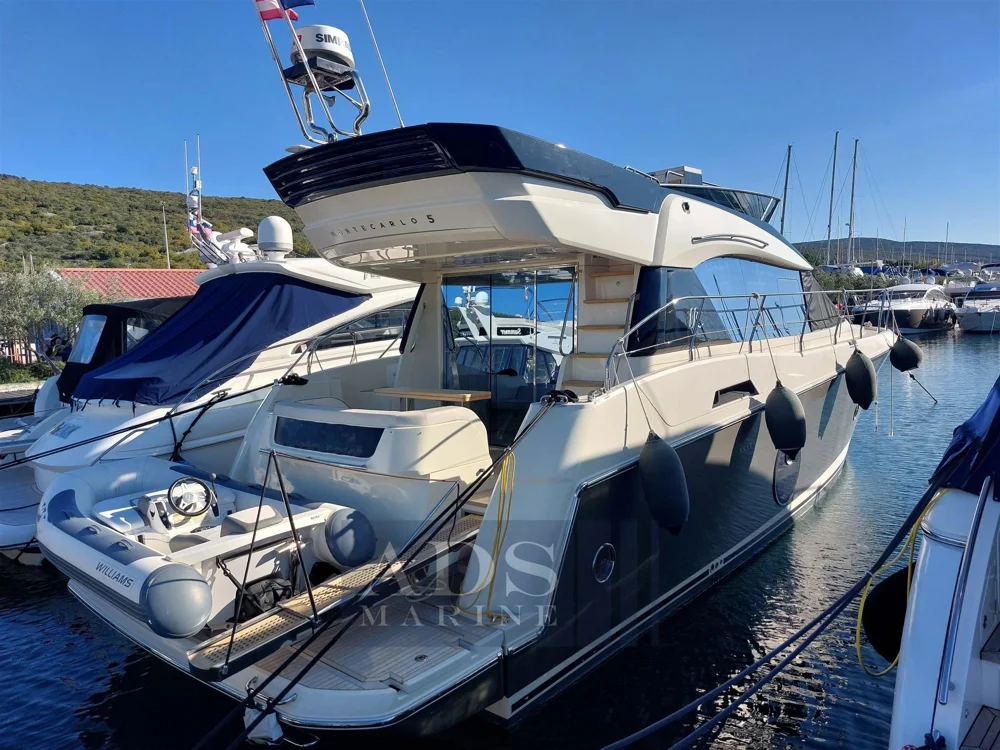 BoatPhoto.coverAlt