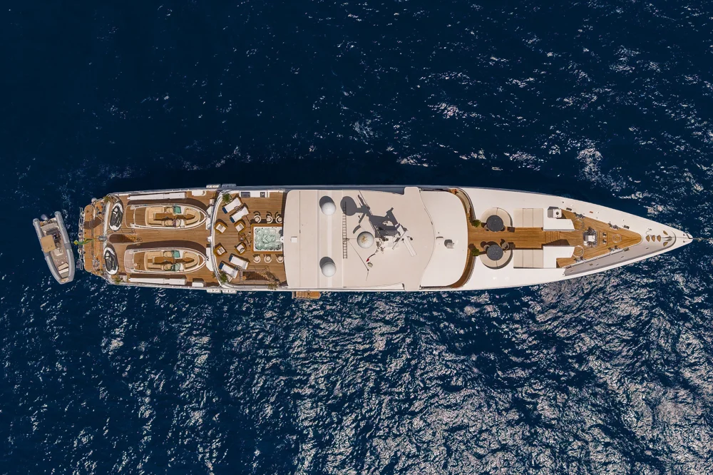 BoatPhoto.alt
