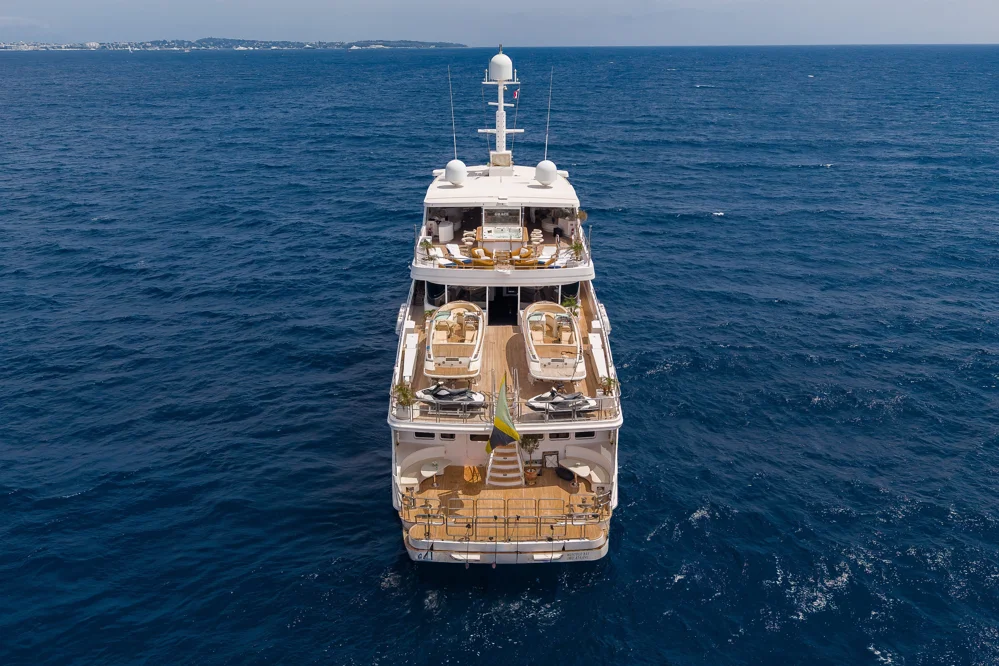 BoatPhoto.alt