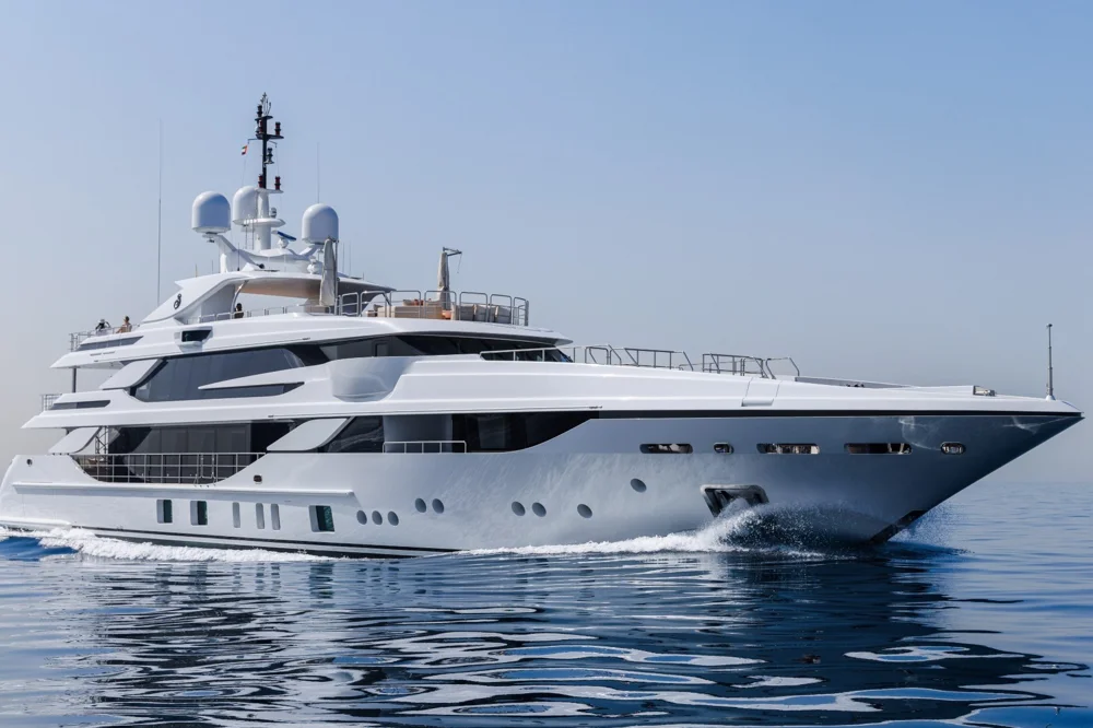 BoatPhoto.coverAlt