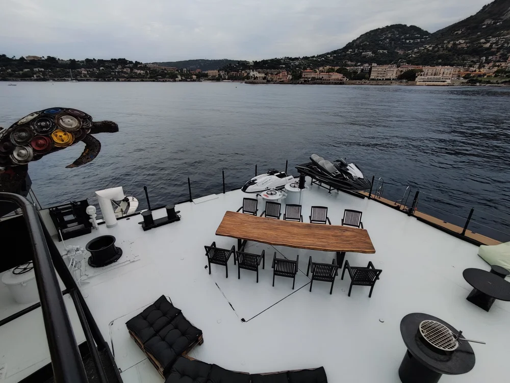 BoatPhoto.alt