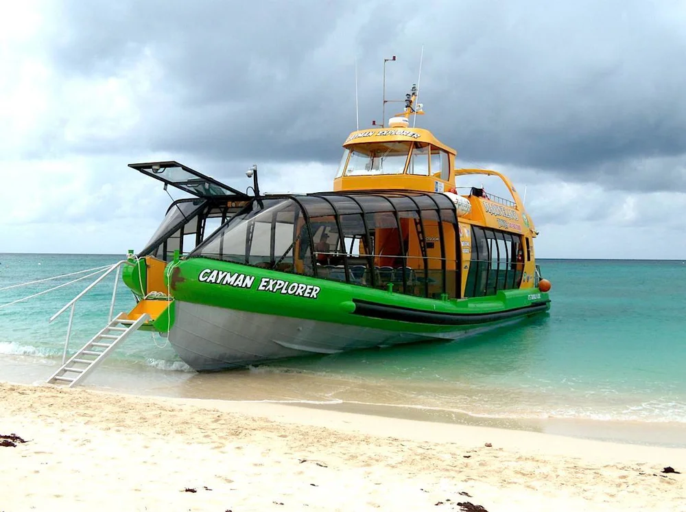 BoatPhoto.coverAlt