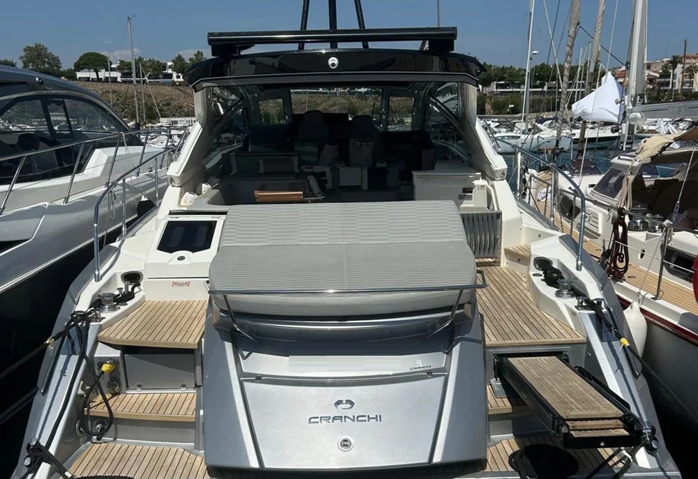 BoatPhoto.alt