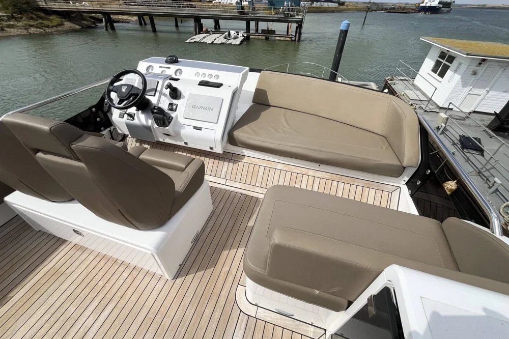 BoatPhoto.alt