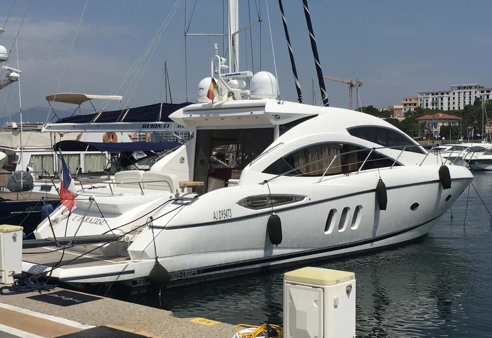 BoatPhoto.coverAlt