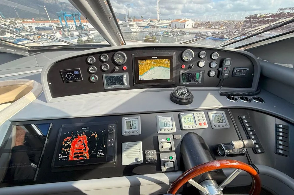 BoatPhoto.alt