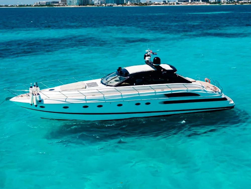 BoatPhoto.coverAlt
