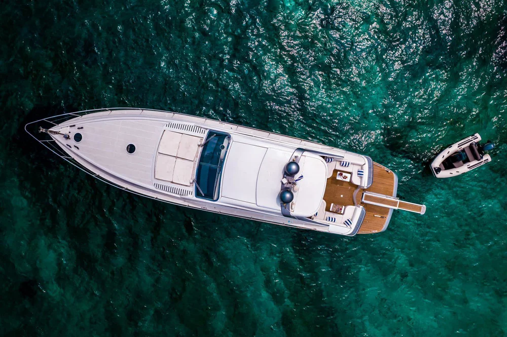 BoatPhoto.coverAlt