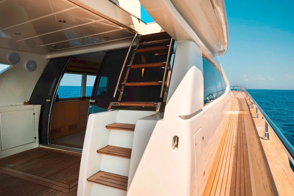 BoatPhoto.alt