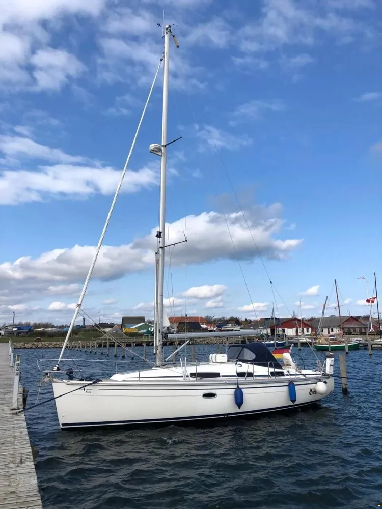 BoatPhoto.coverAlt