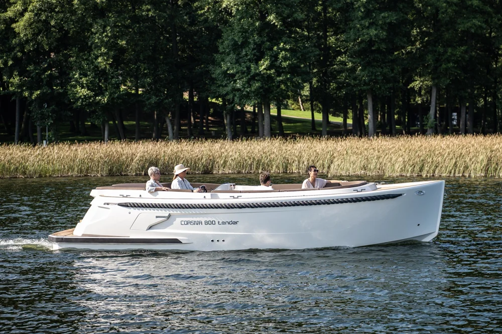 BoatPhoto.coverAlt