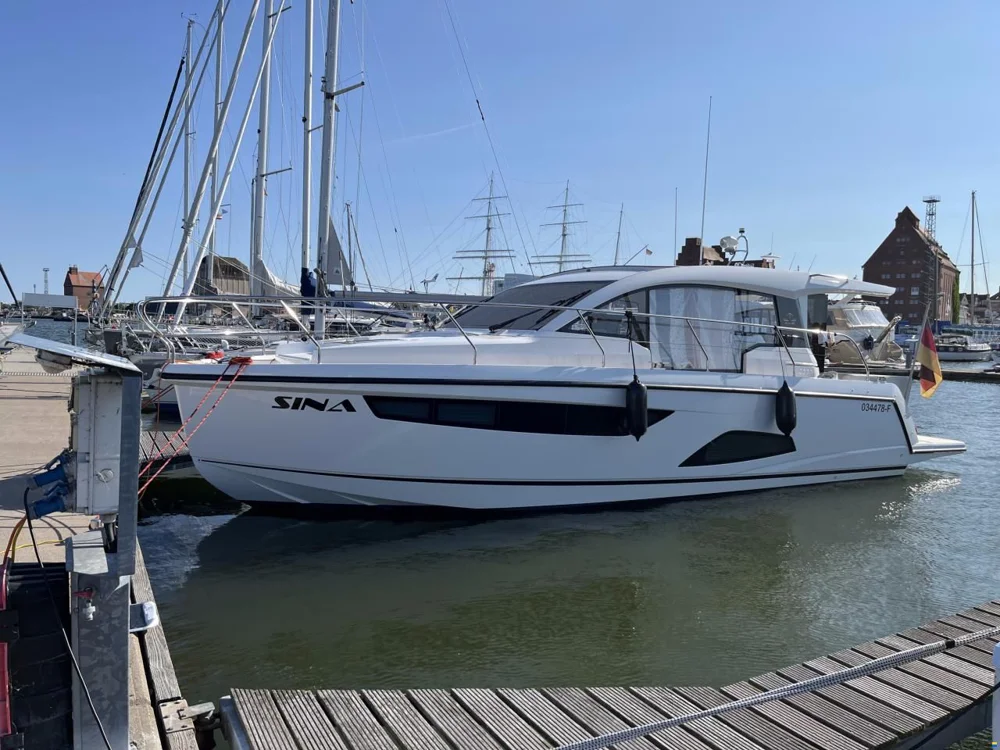 BoatPhoto.coverAlt