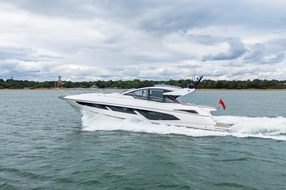 BoatPhoto.coverAlt