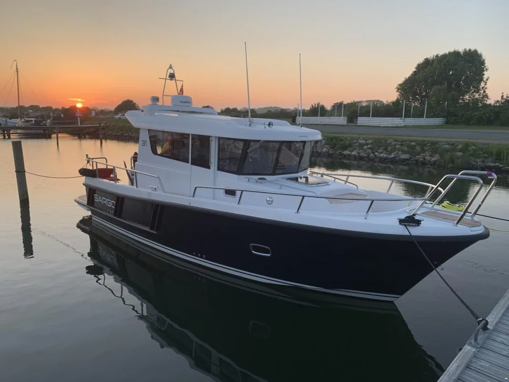 BoatPhoto.coverAlt