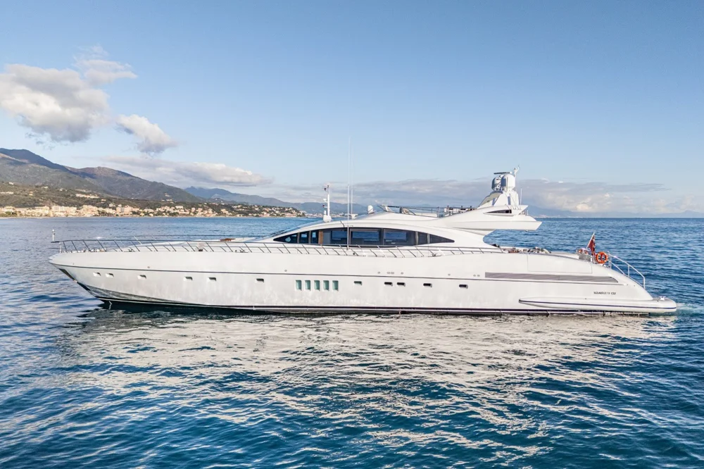 2015 Overmarine Mangusta 132 for sale in Andorra la Vella, Andorra, photo 2 of 5