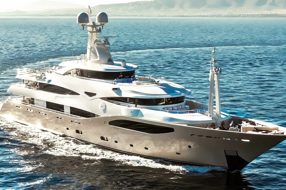 BoatPhoto.coverAlt
