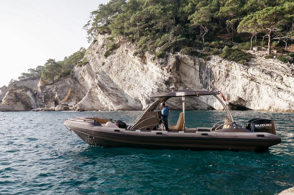 BoatPhoto.coverAlt