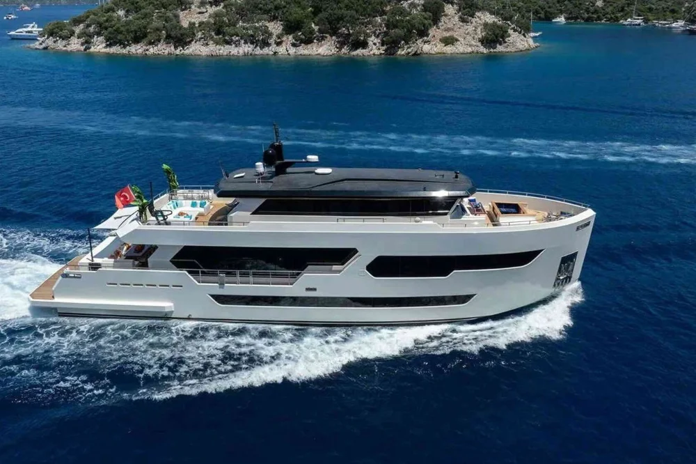 BoatPhoto.alt