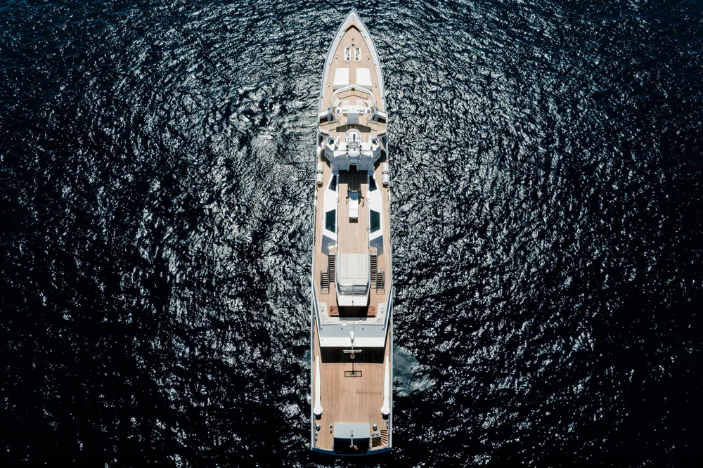 BoatPhoto.coverAlt