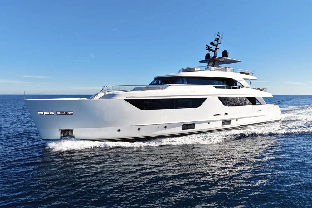 BoatPhoto.coverAlt