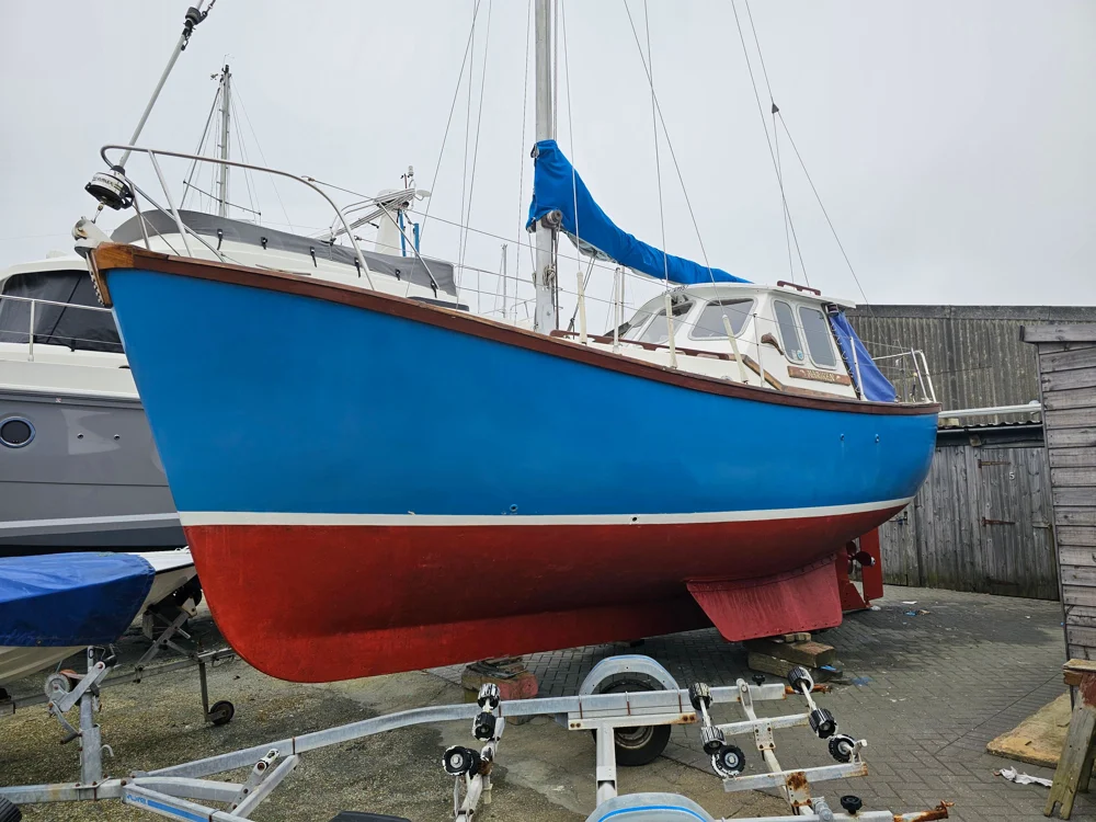 BoatPhoto.coverAlt